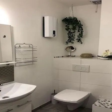 Veedel - Gemuetliche Ferienwohnung In Bester City Lage Keulen Buitenkant foto